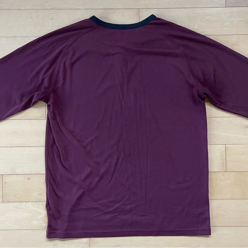 The North Face Flash Dry Henley in Burgundy and Black